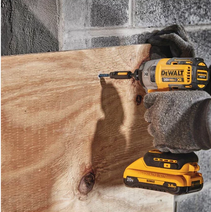 Parafusadeira de impacto 1/4" a bateria 20V Sem bateria - DCF887B Dewalt